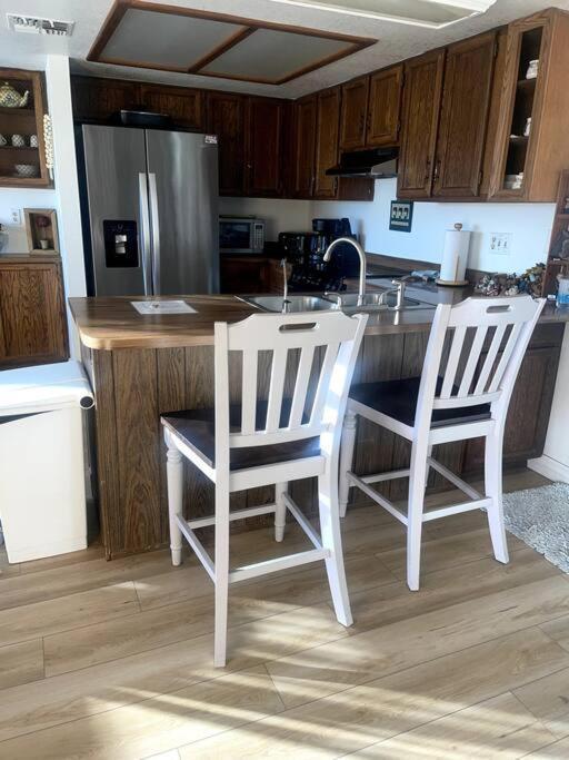 4 Bedroom Home-Casino-State Farm Stadium Only 2 Miles Glendale Exteriör bild